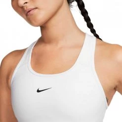 NIKE REGGISENO SWOOSH Bianco -Negozio online TRAINING E PALESTRA Italia 2022 nike bv3636 reggiseno swoosh abbigliamento training e palestra donna 042665101 100 5