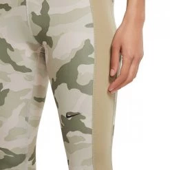 NIKE LEGGINGS 7/8 PP2 CAMO DONNA -Negozio online TRAINING E PALESTRA Italia 2022 nike cu4626 leggings 7 8 pp2 camo donna abbigliamento training e palestra donna 041400201 292 4