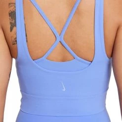 NIKE CANOTTA CROP YOGA LUXE INFINALON DONNA Viola -Negozio online TRAINING E PALESTRA Italia 2022 nike cv0576 canotta crop yoga luxe infinalon donna abbigliamento training e palestra donna 043305501 478 3