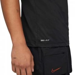 NIKE T-SHIRT DRI-FIT ATHLETE Nero -Negozio online TRAINING E PALESTRA Italia 2022 nike cw6950 t shirt dri fit athlete abbigliamento training e palestra uomo 042675901 013 6