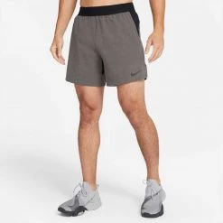 SHORT NIKE PRO Grigio -Negozio online TRAINING E PALESTRA Italia 2022 nike cz1512 short nike pro abbigliamento training e palestra uomo 042413801 073 4