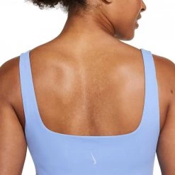 NIKE CANOTTA YOGA LUXE DONNA Viola -Negozio online TRAINING E PALESTRA Italia 2022 nike da0723 canotta yoga luxe donna abbigliamento training e palestra donna 043306201 478 3