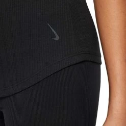 NIKE CANOTTA YOGA POINTELLE DONNA Nero 7 NIKE CANOTTA YOGA POINTELLE DONNA Nero -Negozio online TRAINING E PALESTRA Italia 2022 nike da0764 canotta yoga pointelle donna abbigliamento training e palestra donna 042409401 010 4