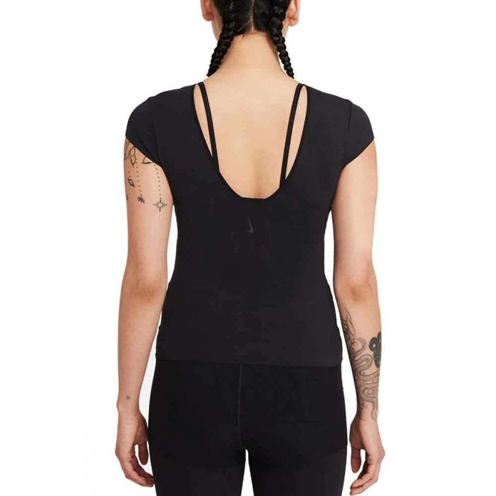 NIKE T-SHIRT YOGA LUXE INFINALON DONNA Nero 2 NIKE T-SHIRT YOGA LUXE INFINALON DONNA Nero - immagine 2