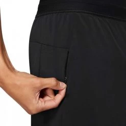 NIKE SHORT YOGA 2IN1 Nero -Negozio online TRAINING E PALESTRA Italia 2022 nike dc5320 short yoga 2in1 abbigliamento training e palestra uomo 042414501 010 3