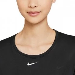 NIKE T-SHIRT DRI-FIT ONE DONNA Nero -Negozio online TRAINING E PALESTRA Italia 2022 nike dd0638 t shirt dri fit one donna abbigliamento training e palestra donna 044573701 010 3
