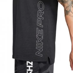 T-SHIRT NIKE PRO DRI-FIT BURNOUT Nero -Negozio online TRAINING E PALESTRA Italia 2022 nike dd1828 t shirt nike pro dri fit burnout abbigliamento training e palestra uomo 044578001 010 4