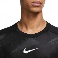NIKE T-SHIRT DRI-FIT SPORT CLASH PRINT Nero -Negozio online TRAINING E PALESTRA Italia 2022 nike dd1899 t shirt dri fit sport clash print abbigliamento training e palestra uomo 043973701 010 3