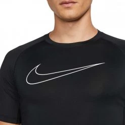 T-SHIRT NIKE PRO DRI-FIT TIGHT Nero -Negozio online TRAINING E PALESTRA Italia 2022 nike dd1992 t shirt dri fit nike pro abbigliamento training e palestra uomo 043315701 010 3