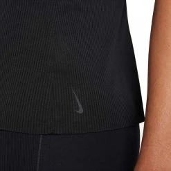 NIKE CANOTTA YOGA LUXE DONNA Nero -Negozio online TRAINING E PALESTRA Italia 2022 nike dd5545 canotta luxe novelty yoga donna abbigliamento training e palestra donna 043968701 010 4