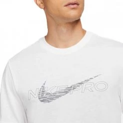 T-SHIRT NIKE PRO DRI-FIT GRAPHIC Bianco -Negozio online TRAINING E PALESTRA Italia 2022 nike dd6883 t shirt dri fit db nike pro abbigliamento training e palestra uomo 043316101 100 3