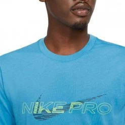 T-SHIRT NIKE PRO DRI-FIT GRAPHIC Azzurro -Negozio online TRAINING E PALESTRA Italia 2022 nike dd6883 t shirt dri fit db nike pro abbigliamento training e palestra uomo 043316201 469 3