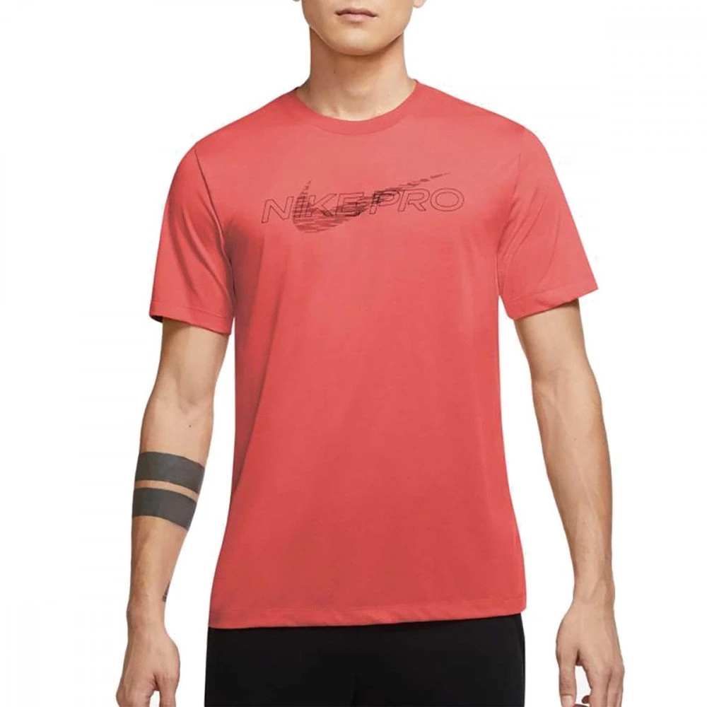 T-SHIRT NIKE PRO DRI-FIT GRAPHIC Rosso 1 T-SHIRT NIKE PRO DRI-FIT GRAPHIC Rosso