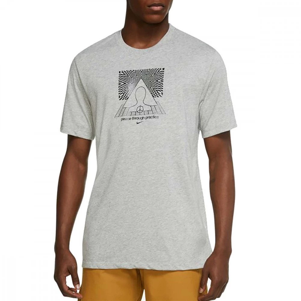NIKE T-SHIRT DRI-FIT YOGA GRAPHIC Grigio 1 NIKE T-SHIRT DRI-FIT YOGA GRAPHIC Grigio