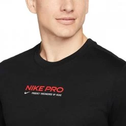 T-SHIRT NIKE PRO 2 Nero 5 T-SHIRT NIKE PRO 2 Nero -Negozio online TRAINING E PALESTRA Italia 2022 nike dm5677 t shirt nike pro 2 abbigliamento training e palestra uomo 045203701 010 3