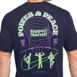 NIKE T-SHIRT DRI-FIT STORY PACK Blu -Negozio online TRAINING E PALESTRA Italia 2022 nike dm5680 t shirt dri fit story pack abbigliamento training e palestra uomo 044579101 498 4