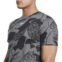 REEBOK T-SHIRT WORKOUT READY ALLOVER Nero -Negozio online TRAINING E PALESTRA Italia 2022 reebok ha1064 t shirt workout ready allover abbigliamento training e palestra uomo 044384101 blk 4