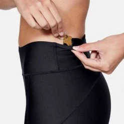 UNDER ARMOUR SHORT HEATGEAR® BIKE DONNA Nero -Negozio online TRAINING E PALESTRA Italia 2022 under armour 1351688 short heatgear bike donna abbigliamento training e palestra donna 040794601 001 3