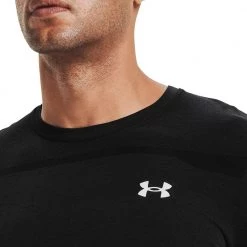 UNDER ARMOUR T-SHIRT SEAMLESS Nero -Negozio online TRAINING E PALESTRA Italia 2022 under armour 1361131 t shirt seamless abbigliamento training e palestra uomo 044897901 001 5