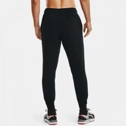 UNDER ARMOUR PANTALONI JOGGER RIVAL TERRY Nero 7 UNDER ARMOUR PANTALONI JOGGER RIVAL TERRY Nero -Negozio online TRAINING E PALESTRA Italia 2022 under armour 1361642 pantaloni jogger rival terry abbigliamento training e palestra uomo 042864301 001 4