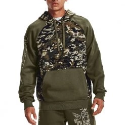 UNDER ARMOUR FELPA CAPPUCCIO RIVAL FLEECE CAMO Verde -Negozio online TRAINING E PALESTRA Italia 2022 under armour 1366308 felpa cappuccio rival fleece camo abbigliamento training e palestra uomo 045232401 390 3