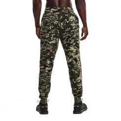 UNDER ARMOUR JOGGER RIVAL FLEECE CAMO Verde -Negozio online TRAINING E PALESTRA Italia 2022 under armour 1366313 jogger rival fleece camo abbigliamento training e palestra uomo 045232501 390 4
